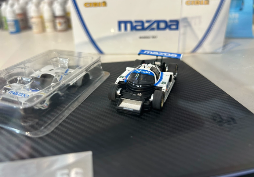 MOTORHELIX 1/64 Mazda 787B No.56 Cool Car Show Shenzhen