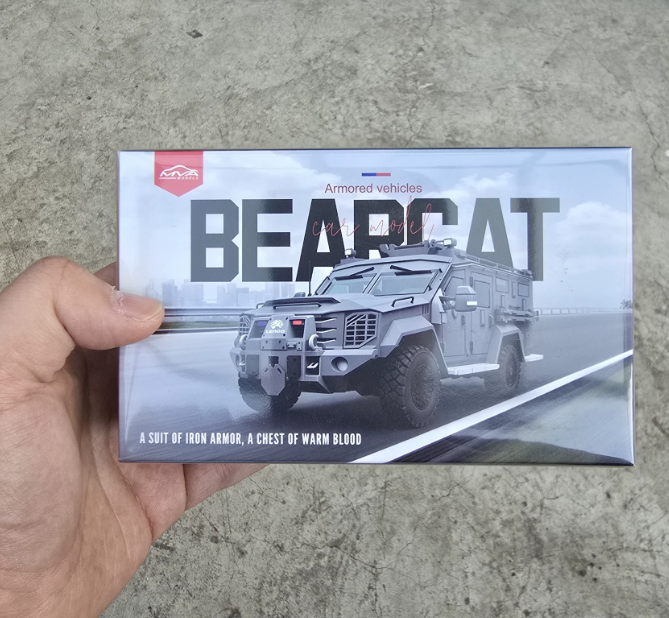 MVA 1/64 Lenco BearCat G3 Gray Full-Opening Set