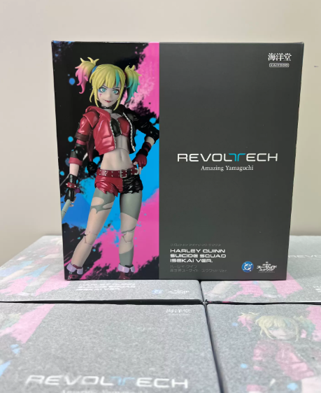 Kaiyodo Revoltech Amazing Yamaguchi Harley Quinn Suicide Squad Isekai Ver.