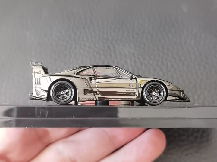 INNO64 1/64 LBWK Ferrari F40 Chrome Black