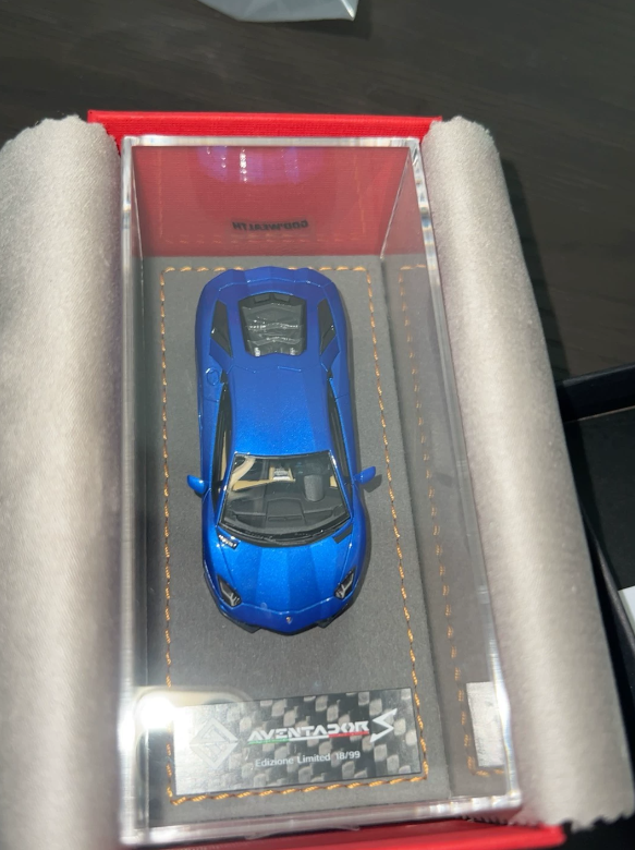 GW 740 1/64 Lamborghini Aventador LP740-4 Lobelia Blue