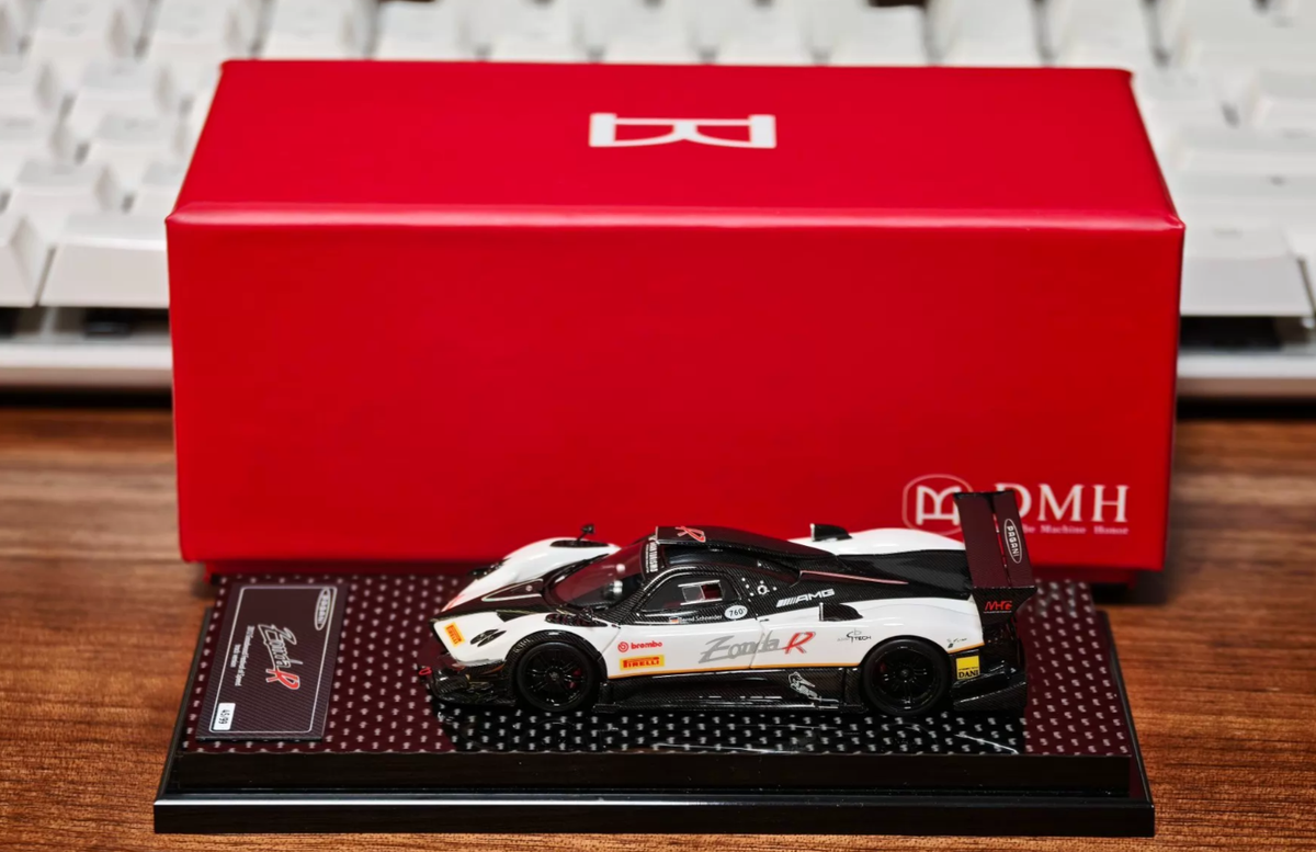 DMH 1/64 Pagani Zonda R Goodwood White Black Wheels