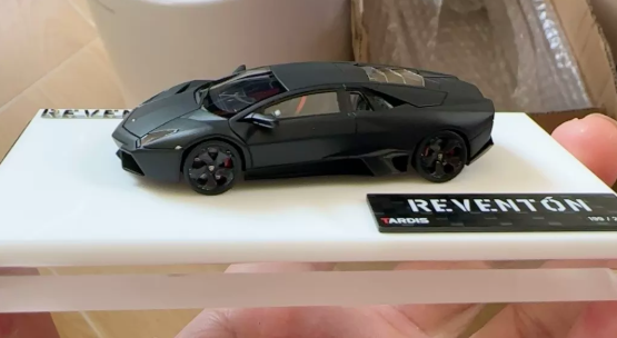 Tardis 1/64 Lamborghini Reventon Matte Black Limited Edition