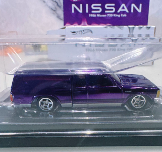 Hot Wheels RLC 1/64 1986 Nissan 720 King Cab Purple Chrome Pickup