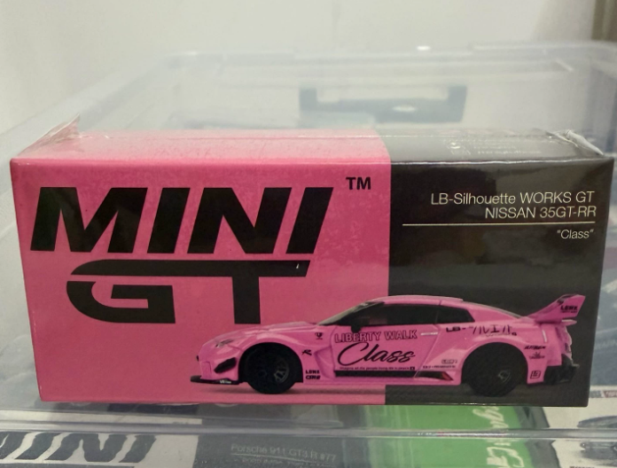 MINI GT 281 LB-Silhouette WORKS GT NISSAN 35GT-RR Class Pink 1/64