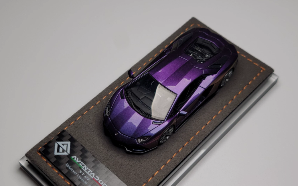 GW 1/64 Lamborghini Aventador S Iridescent Purple 740 Model