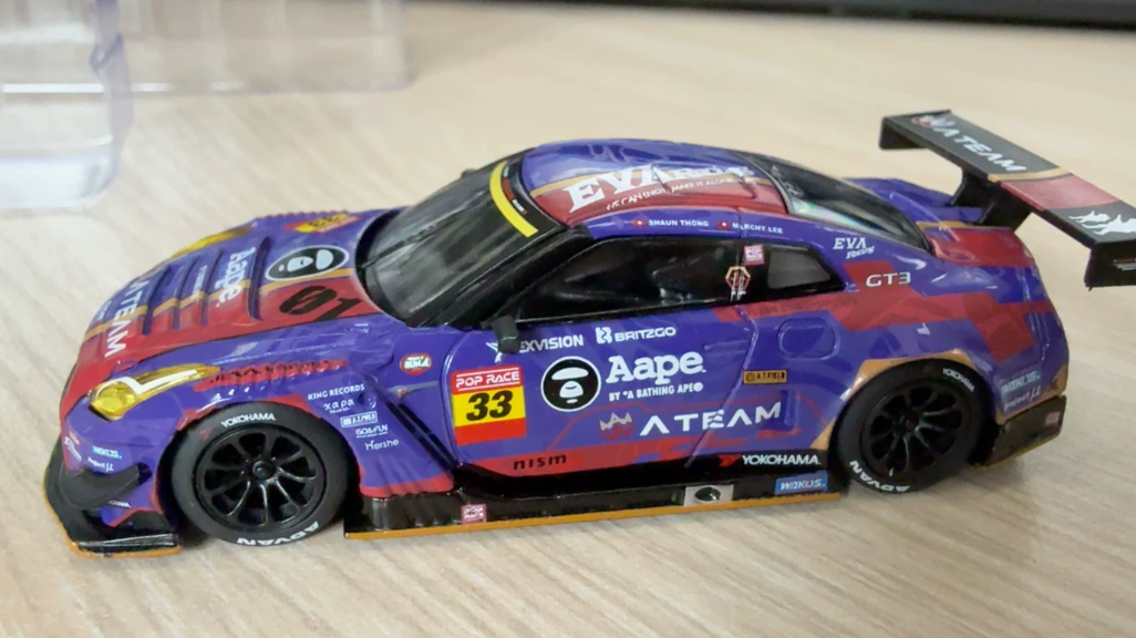 MINI GT 173 Aape x EVA Racing Nissan GT-R R35 GT3