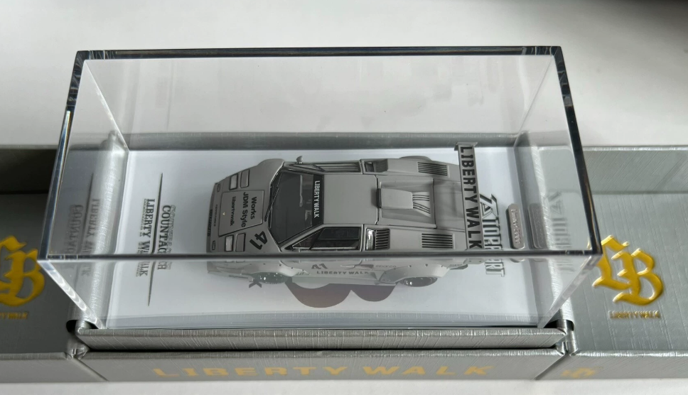 TOPART 1/64 LBWORKS Lamborghini Countach Combat Grey