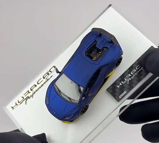 TARDIS 1/64 Lamborghini Huracan Performante Matte Metallic Blue Resin
