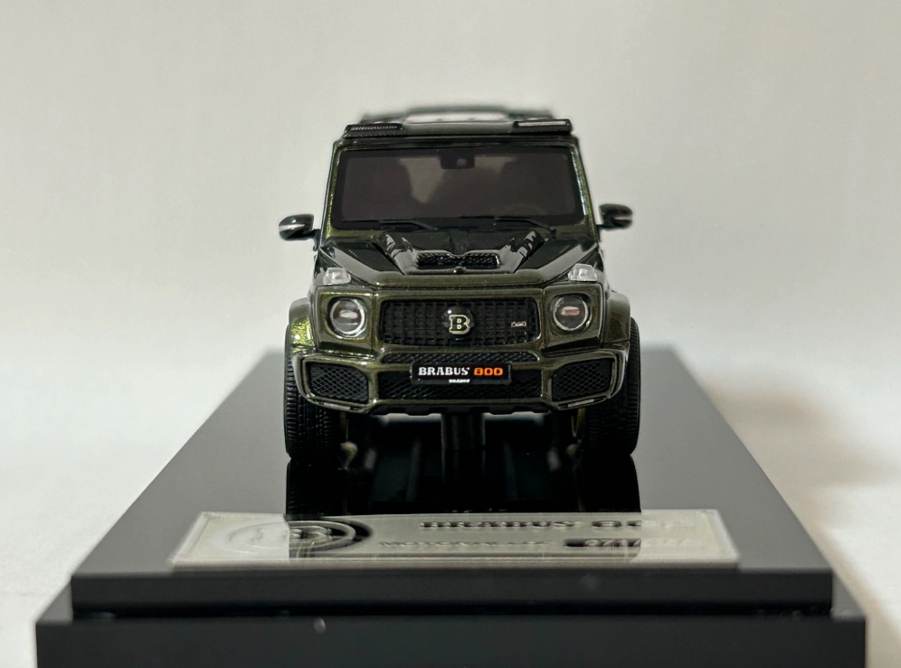 MH MotorHelix 1/64 Brabus 800 Mercedes G63 Olive Green