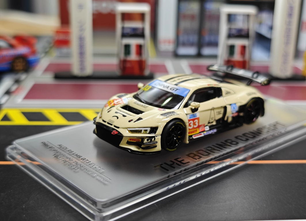 KILOworks xTBC 1:64 Audi R8 LMS GT3 EVO II #33 Diecast Model