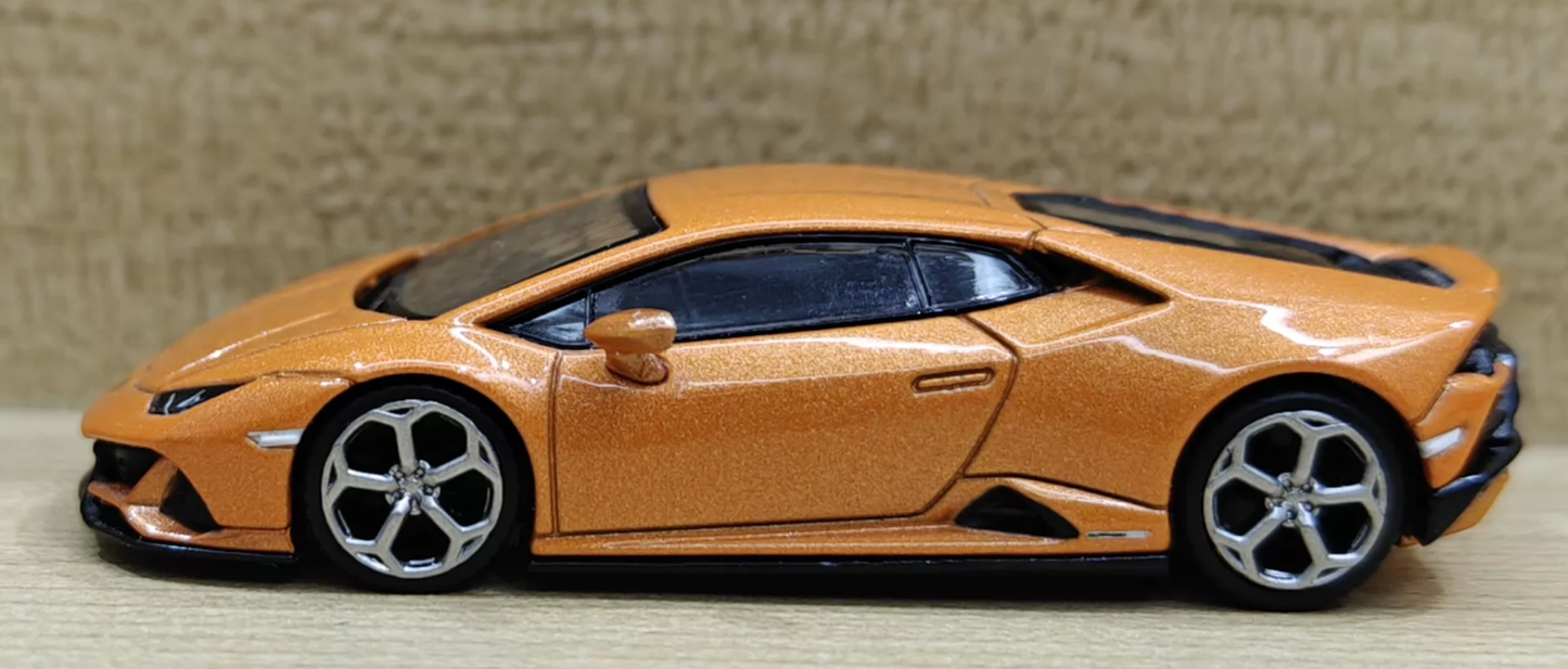 MINIGT 1/64 Lamborghini Huracán EVO #114 Orange Diecast Model