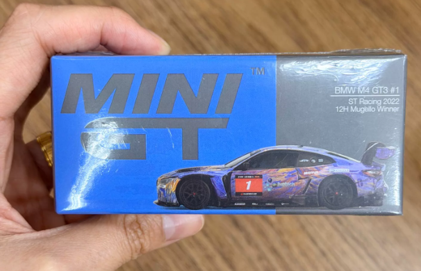 MINIGT 1/64 BMW M4 GT3 Van Gogh Livery #439