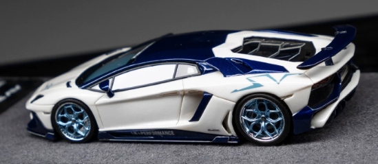 Tardis 1/64 Lamborghini Aventador LP750-4 SV 89 Custom