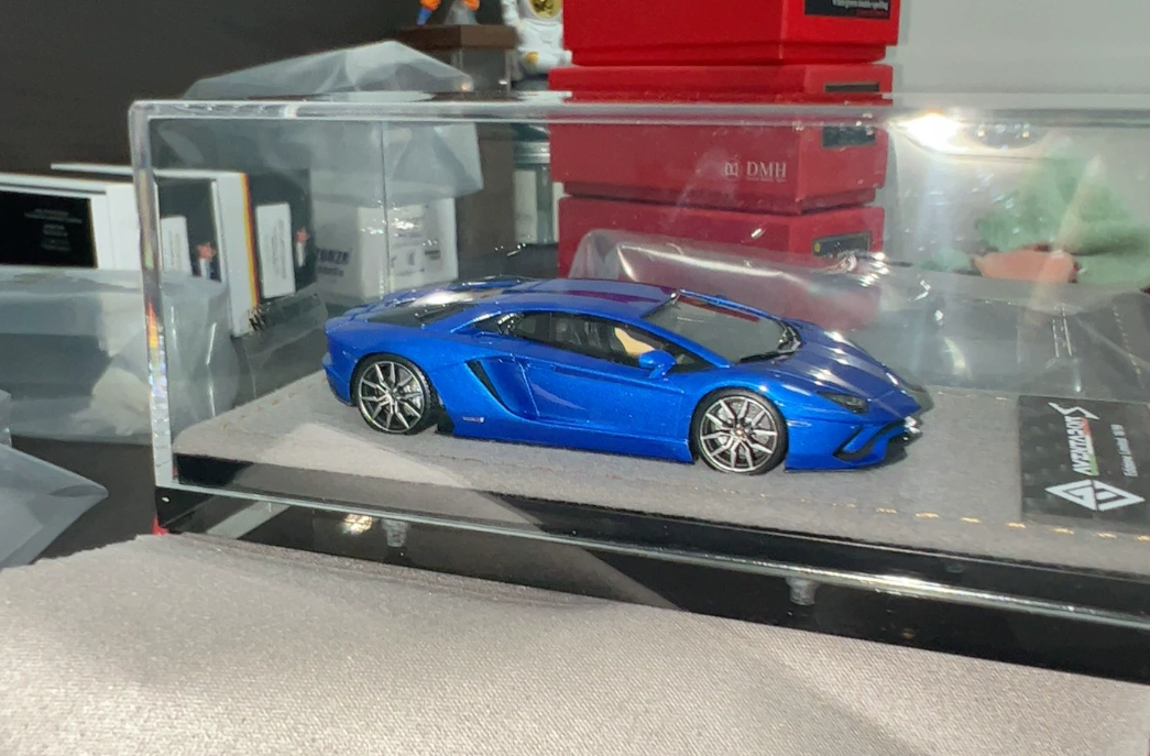 GW 740 1/64 Lamborghini Aventador LP740-4 Lobelia Blue