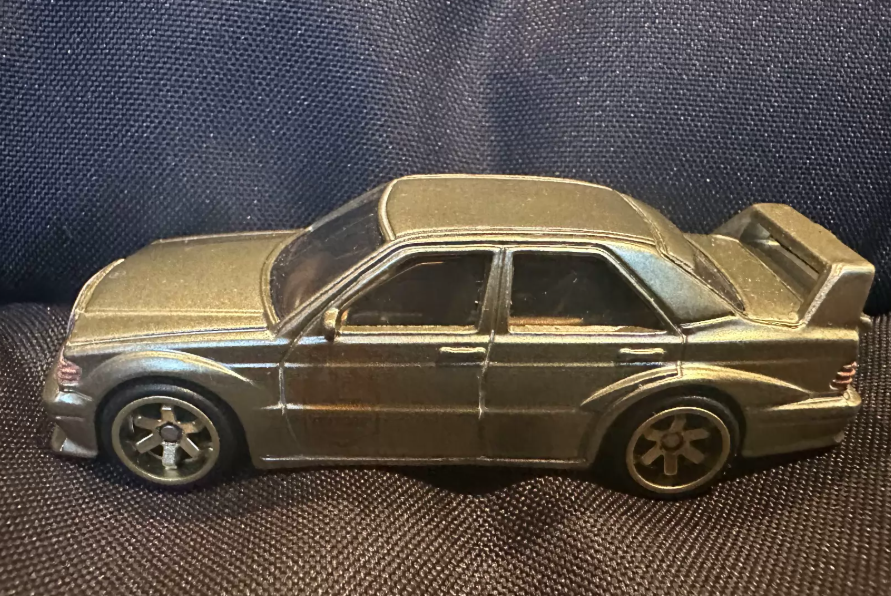 Hot Wheels Car Culture Mercedes Benz 190 E Evo II Gold Chase 0of5 FPY86