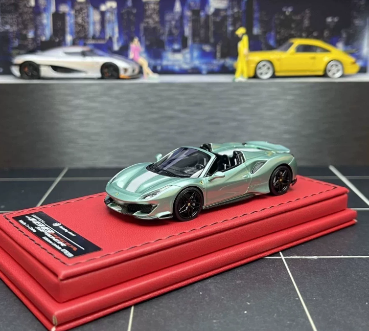 Rotating Wheel 1/64 Ferrari 488 Pista Spider Gem Green Limited 399