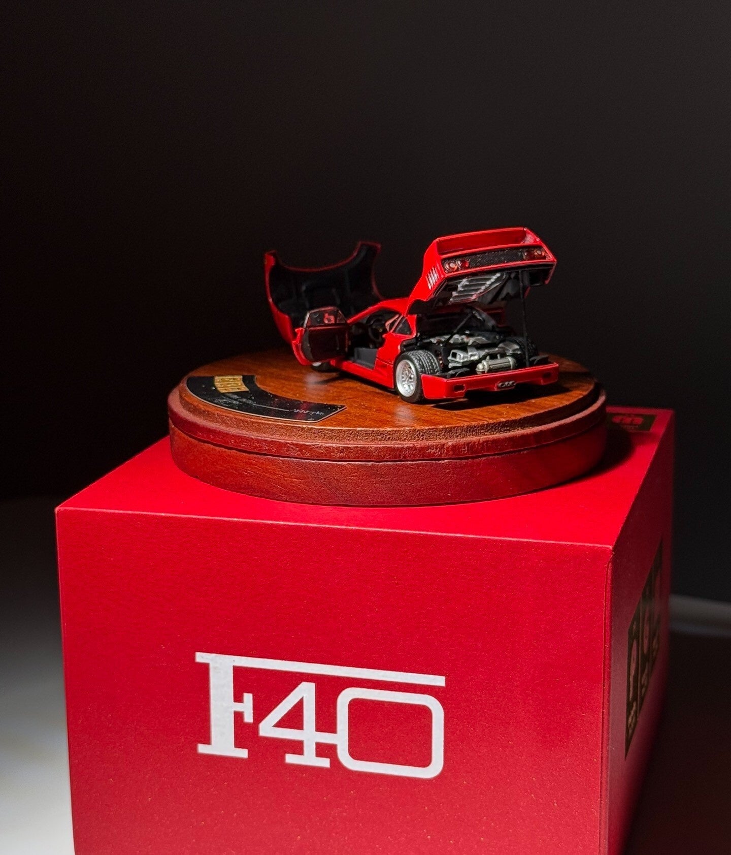 PGM 1/64 Ferrari F40 Red Street Version