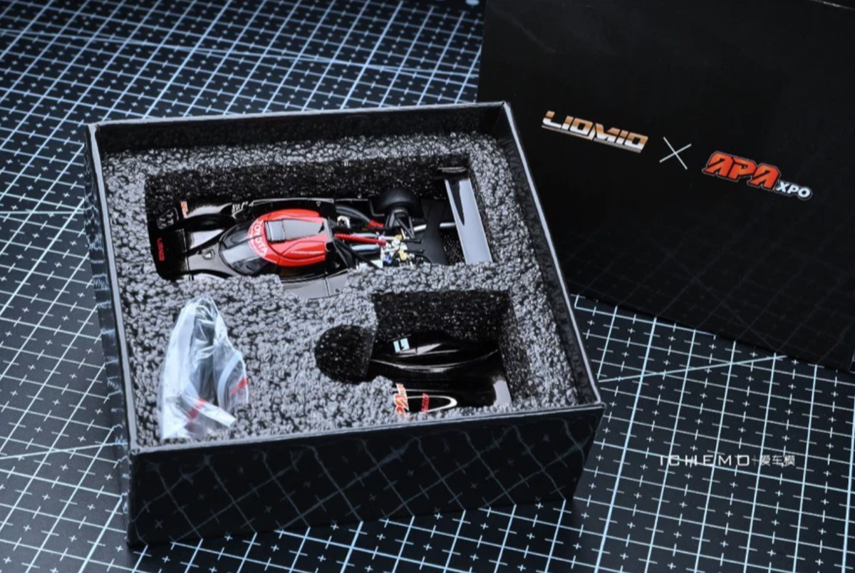 LIOMIO 1/64 Toyota GT-One Le Mans APA Foshan VIP Limited 499