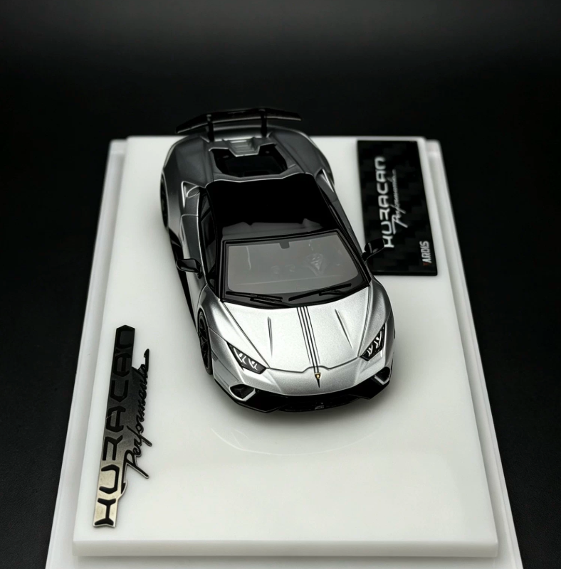 TARDIS 1/64 Lamborghini Huracan Performante Silver Resin Model