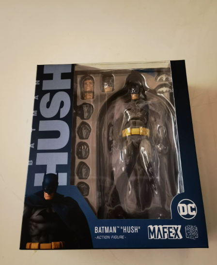 MAFEX No.105 DC Batman Hush Comic Version