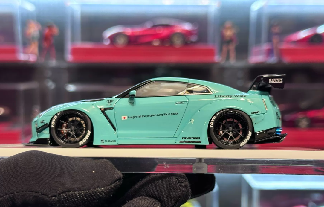 Makeup 1/43 LB Works Nissan GT-R Type 1.5 Mint Green Limited 60