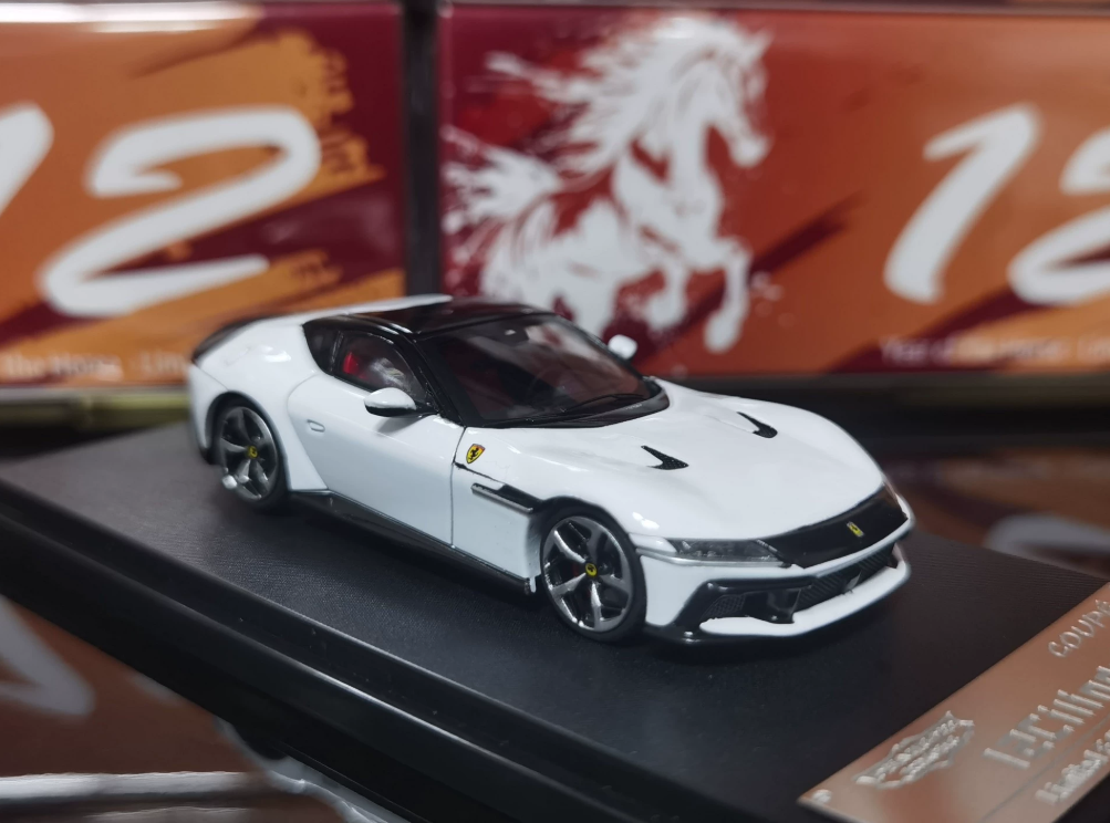 Phantom Knight 1/64 Ferrari 12 Cilindri Coupe White