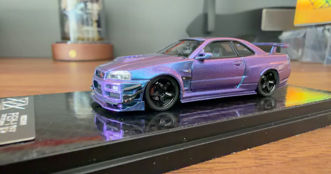 404ERROR 1/64 Nissan Skyline GT-R R34 Chameleon Blue Purple