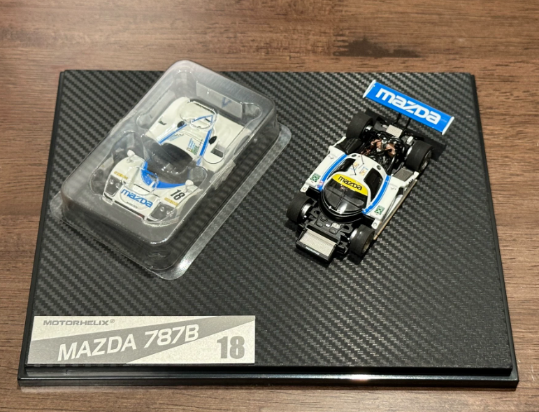 MOTORHELIX 1/64 Mazda 787B No.18 Le Mans Blue White