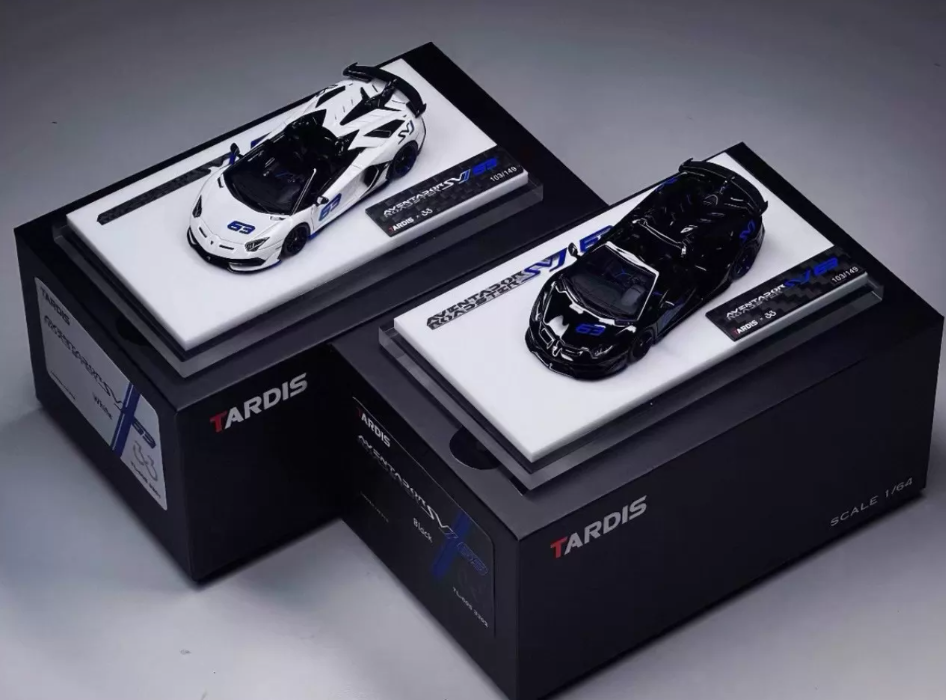 TARDIS x 33 1/64 Lamborghini Aventador SVJ 63 Black White Twin Set