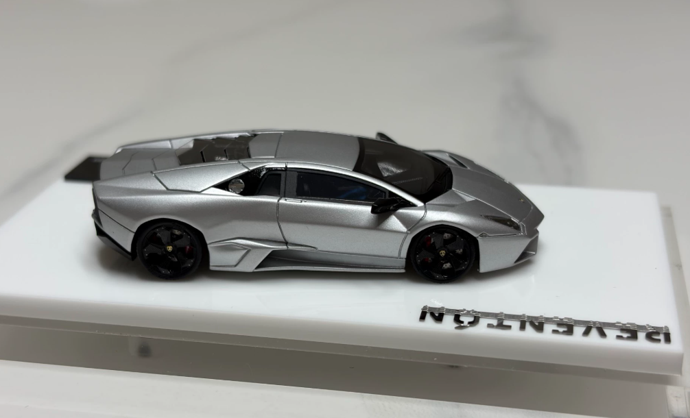 Tardis 1/64 Lamborghini Reventon Silver Model
