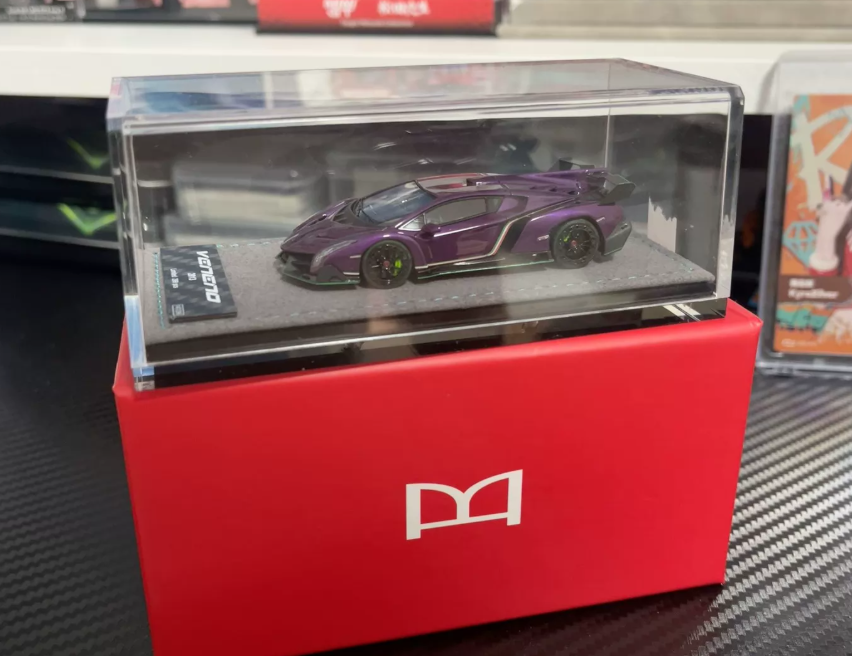 DMH 1/64 Lamborghini Veneno Purple Resin 2013 Limited 299
