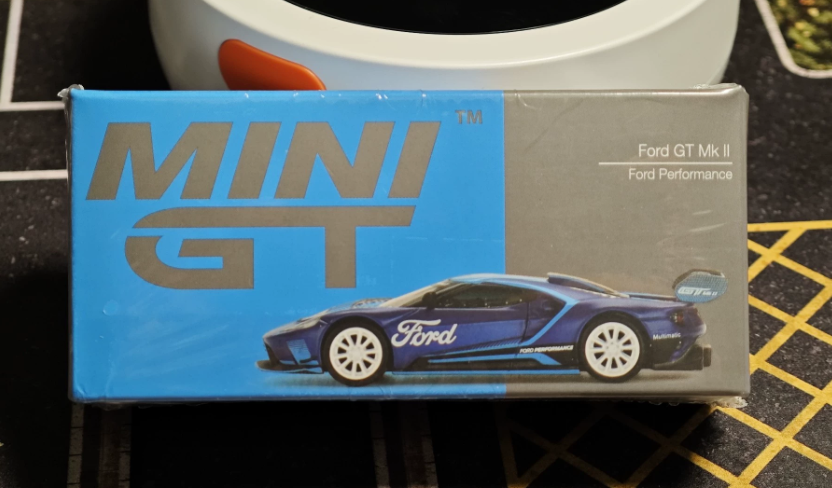MINI GT 429 Ford GT Mk II Ford Performance Blue 1/64