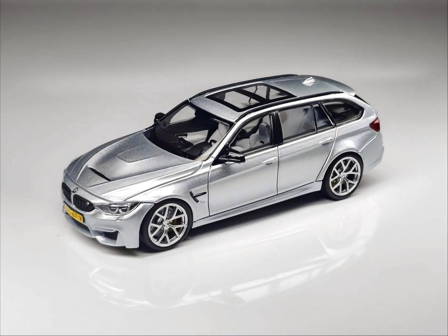 Mortal 1/64 BMW M3 Touring F81 Silverstone Blue Diecast Model