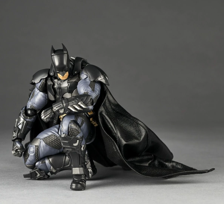 Kaiyodo Revoltech Amazing Yamaguchi Batman Arkham Knight