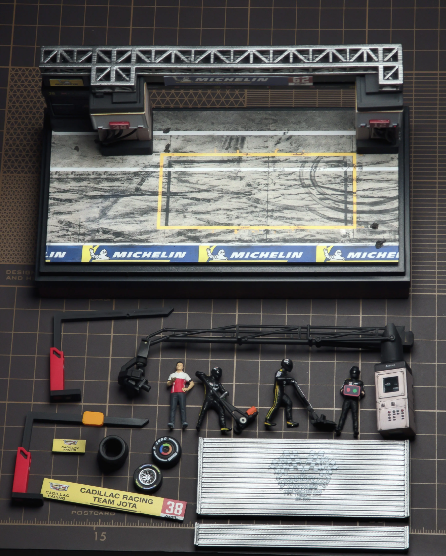 PRESAY 1/64 Racing Pit Garage Diorama Red Bull Figures Set