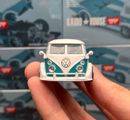 MINI GT x Kaido House KHMG220 Volkswagen T1 Kaido Works V1