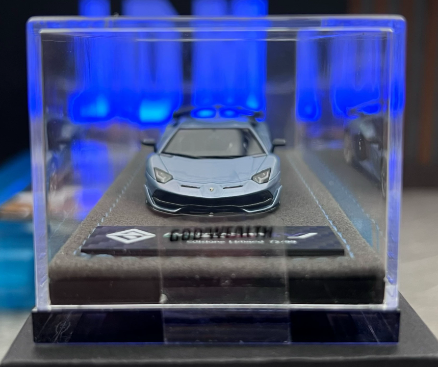 GW 1/64 Lamborghini Aventador SVJ Sky Blue Limited 99