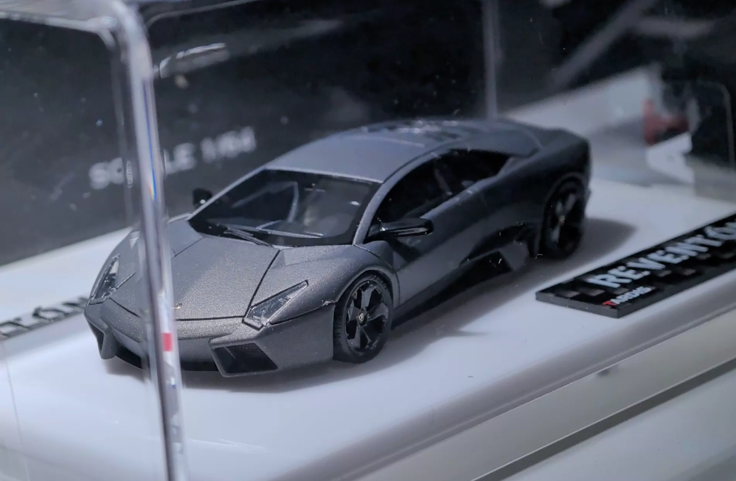 Tardis 1/64 Lamborghini Reventon Metallic Grey Model