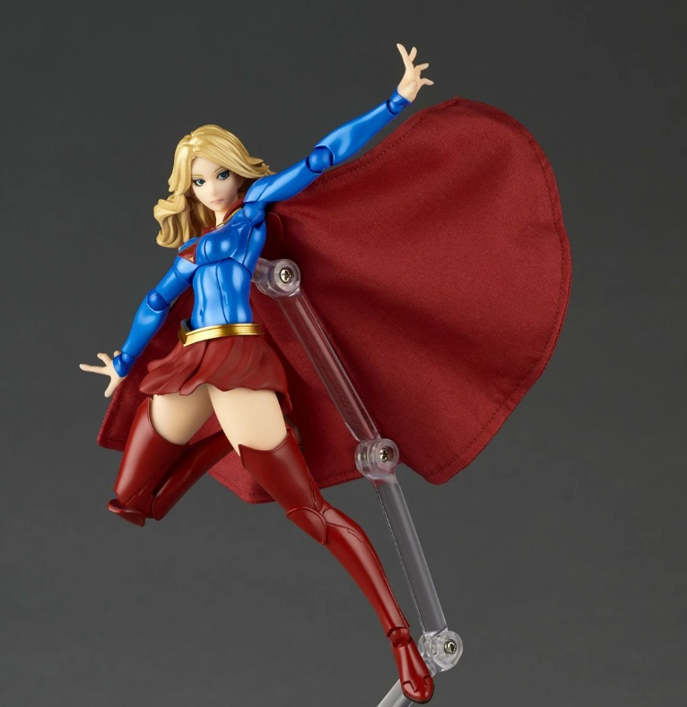 Kaiyodo Revoltech Amazing Yamaguchi Supergirl Action Figure