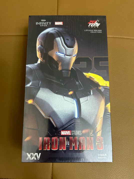 ZD Toys 1/10 Scale Iron Man Mark 25 Striker Action Figure