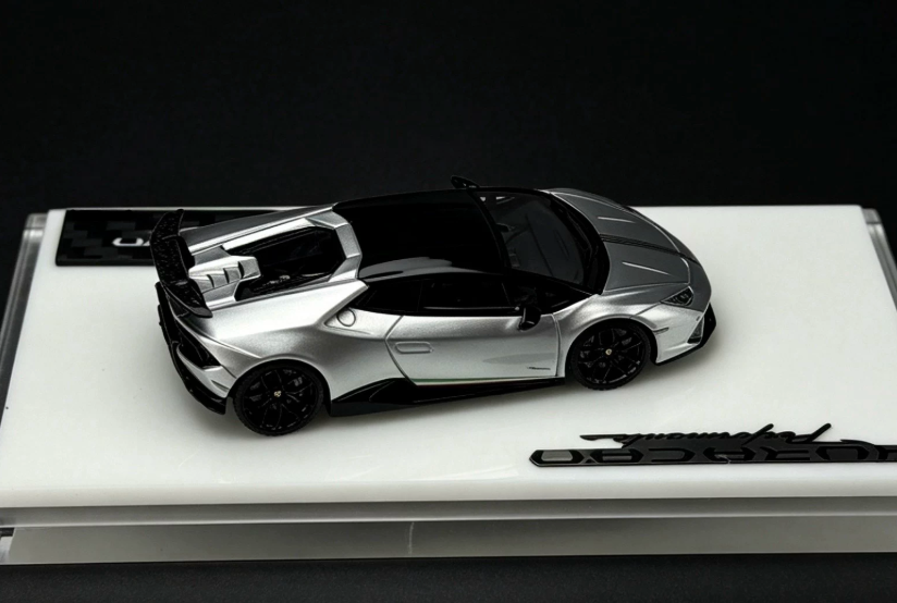 TARDIS 1/64 Lamborghini Huracan Performante Silver Resin Model
