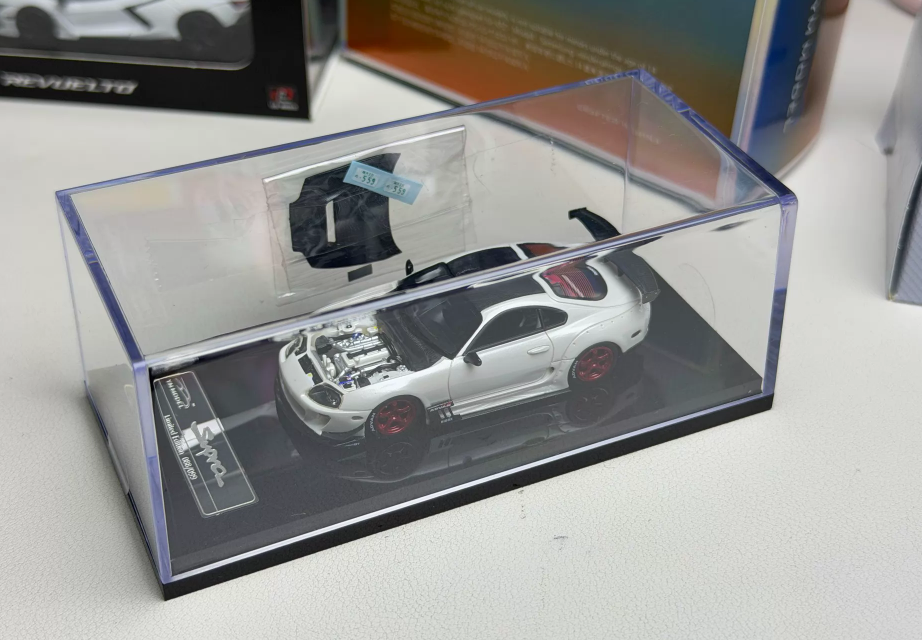 YM Model 1/64 Toyota Supra A80 White Carbon Hood Limited Edition