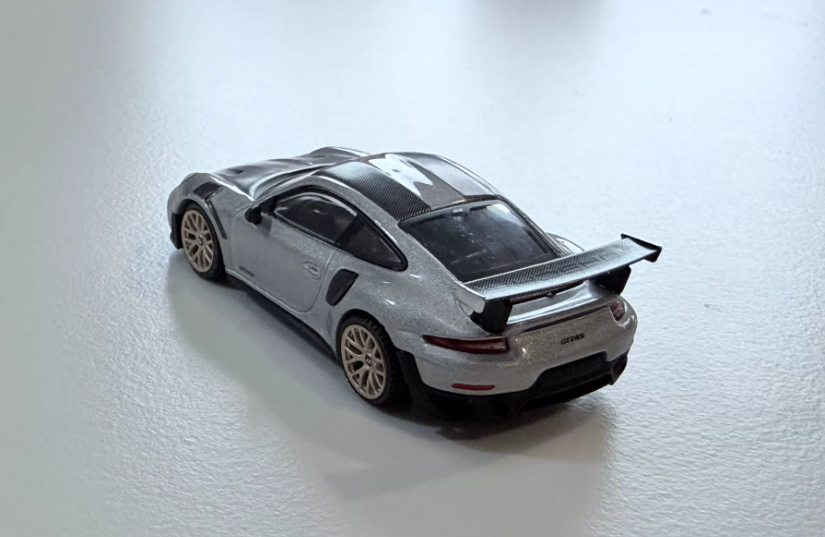 MINI GT 63 Porsche 911 GT2 RS Weissach Silver Metallic 1/64