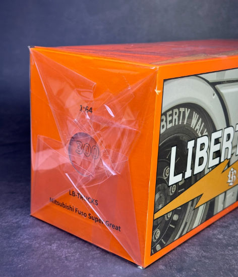 GCD 1/64 Mitsubishi Fuso Super Great Liberty Walk Lightning Gullwing