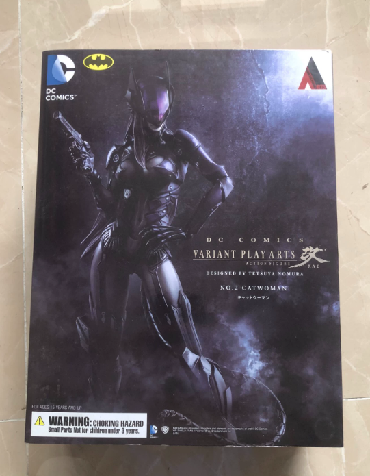 Play Arts Kai DC Comics Variant Catwoman Action Figure