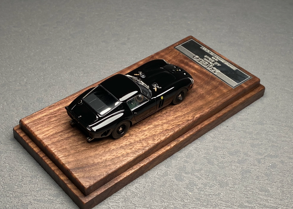 MY64 M64X 1:64 Ferrari 250 GTO Piano Black Resin Model with Wooden Base