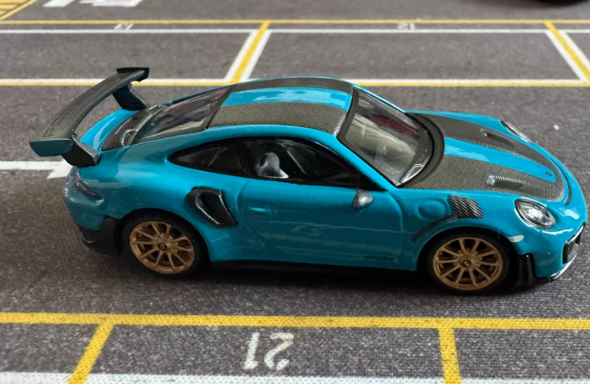 MINI GT 344 Porsche 911 GT2 RS Weissach Package Miami Blue