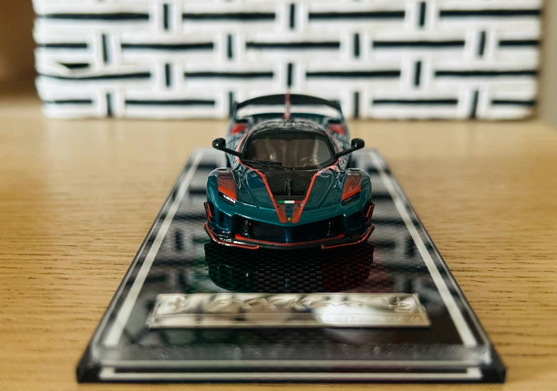 U2 1/64 Ferrari FXX-K Evo Green Orange 92 Limited 199