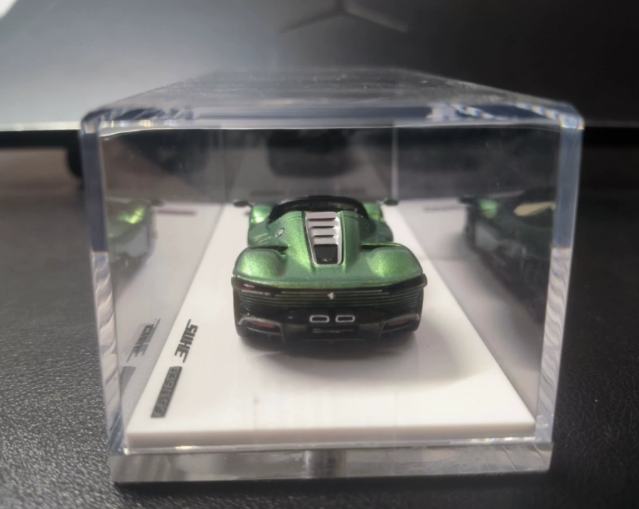 SUHE 1/64 Ferrari Daytona SP3 Chameleon Gold Green Limited 199